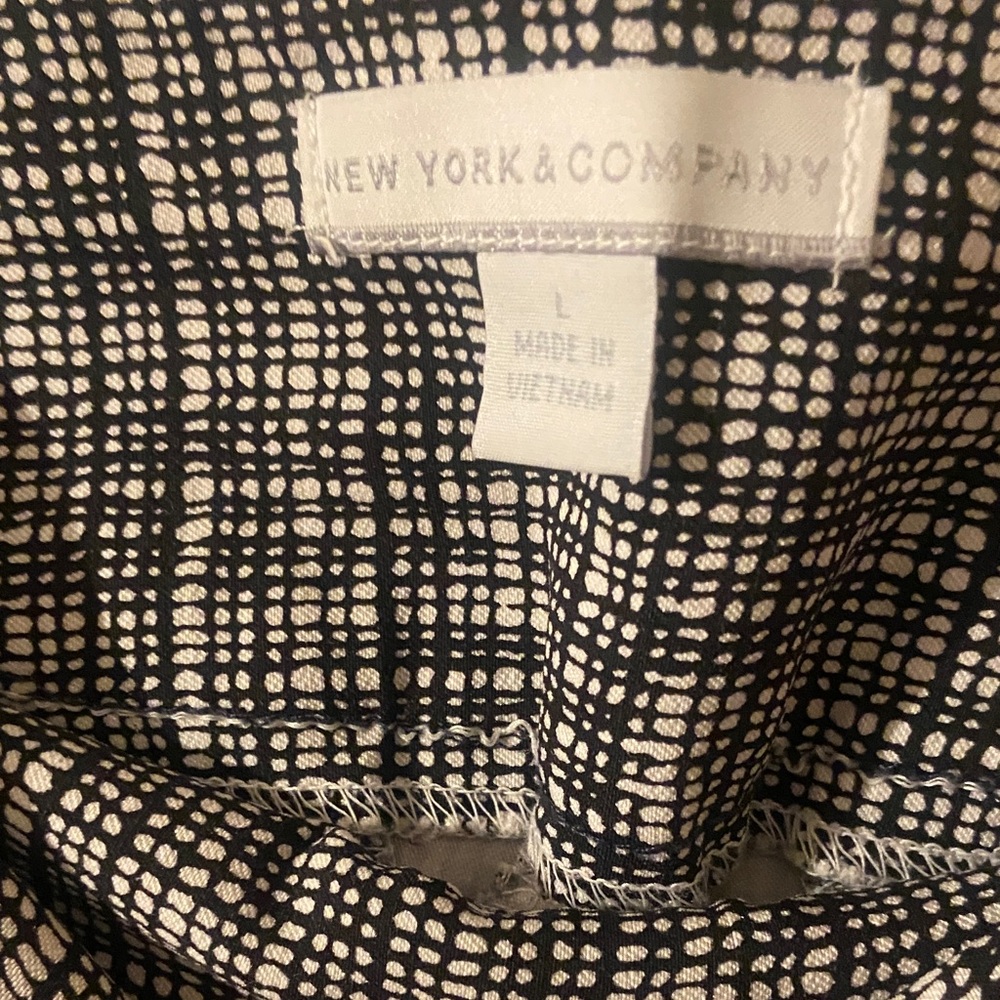 New York & Company Men's Gray Patterned Dress Pants - Picture 2 of 2